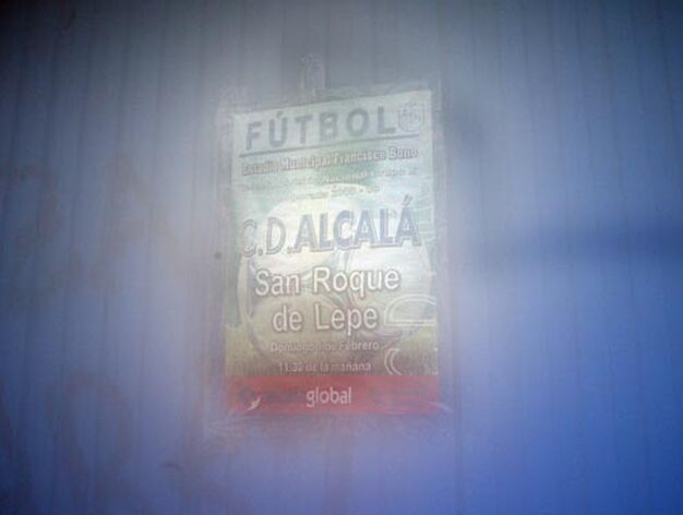 Acceso cerrado al estadio del Alcal&aacute; tras suspenderse su encuentro de liga por la lluvia.

Foto: Juan Carlos Mu&ntilde;oz