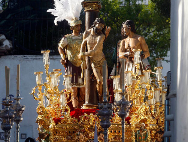 La imagen de la Virgen de la Aurora, la m&aacute;s popular del Albaic&iacute;n, ser&aacute; coronada can&oacute;nicamente el 8 de mayo de 2011.

Foto: Pepe Villoslada