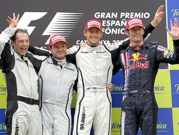 Matt Dean, jefe de mec&aacute;nicos de Brawn GP, Barrichello, Button y Webber. 

Foto: Reuters / AFP Photo / EFE