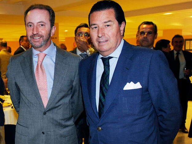 Rodrigo Charlo, presidente de Bogaris, y Jos&eacute; P&eacute;rez, de Ernst &amp; Young.