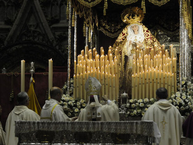 Acto de coronaci&oacute;n de la Virgen de Regla.

Foto: Juan Carlos V&aacute;zquez