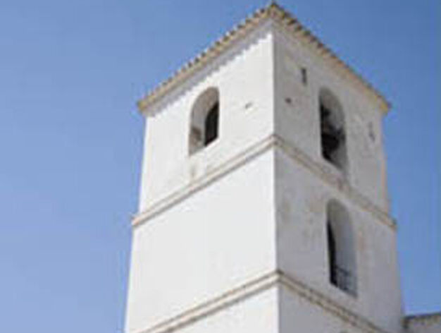 Ayuntamiento de Darro. Iglesia de la Anunciaci&oacute;n.