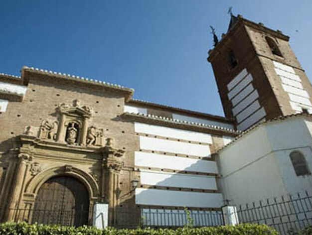 Ayuntamiento de Jerez del Marquesado. Iglesia de la Anunciaci&oacute;n.