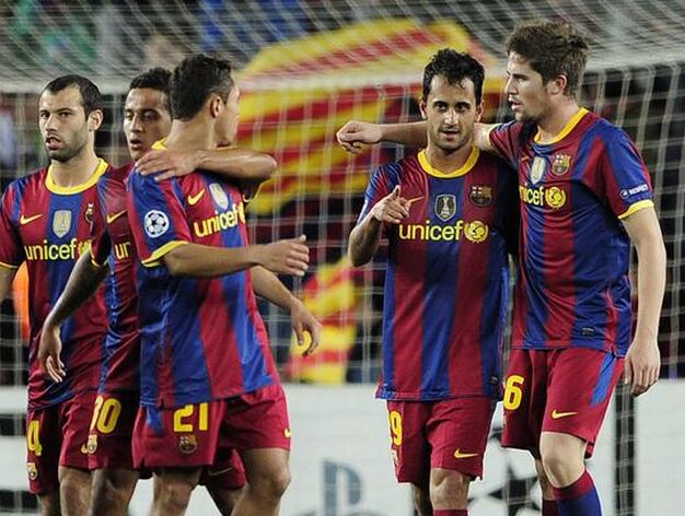 El Barcelona cierra con una victoria ante el Rubin (2-0) la primera fase de la Liga de Campeones. / AFP