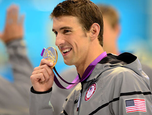 Phelps se despide de la competici&oacute;n con otra medalla de oro en los relevos
