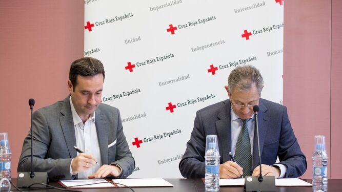 Firma del acuerdo entre iDental y Cruz Roja
