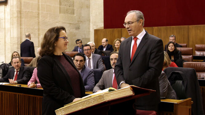 Maria del Carmen Prieto, el día que tomó posesión como parlamentaria, en diciembre de 2015.