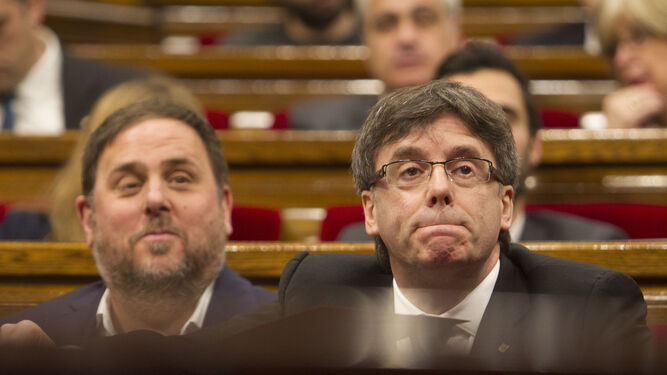 Puigdemont y Junqueras, en la Sesión de Control del 'Parlament'.