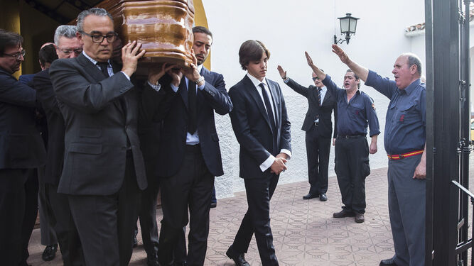 Asistentes al funeral del ex ministro José Utrera Molina.