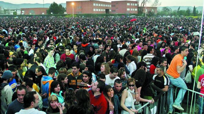 Imagen de la Fiesta de la Primavera del año 2006 celebrada en la Huerta del Rasillo.