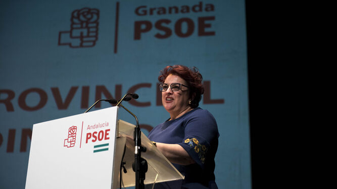 Teresa Jiménez, en el congreso extraordinario celebrado ayer en Albolote.