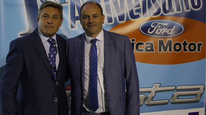 Jorge García Faciaben, director gerente de Mica Motor junto Esteban Milena, propietario.