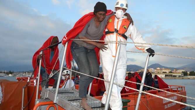 Hasta septiembre de este año han sido interceptadas un total de 57 embarcaciones ilegales en la costa granadina.