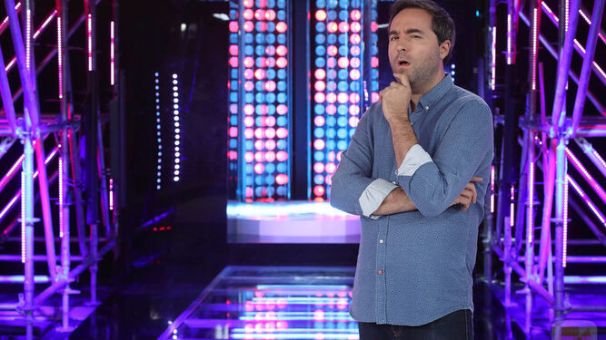 Raúl Pérez en el nuevo plató de 'Tu cara me suena', en Antena 3.