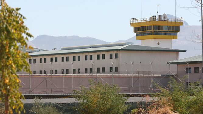 El centro penitenciario granadino tiene una capacidad operativa para 1.375 plazas.