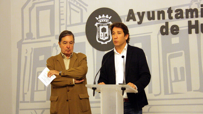 Enrique Figueroa y Ruperto Gallardo, en rueda de prensa.