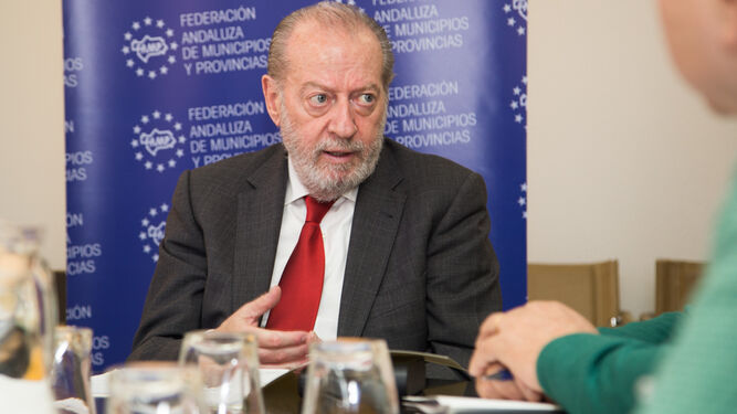 Fernando Rodríguez Villalobos, presidente de la Federación Andaluza de Municipios y Provincias.