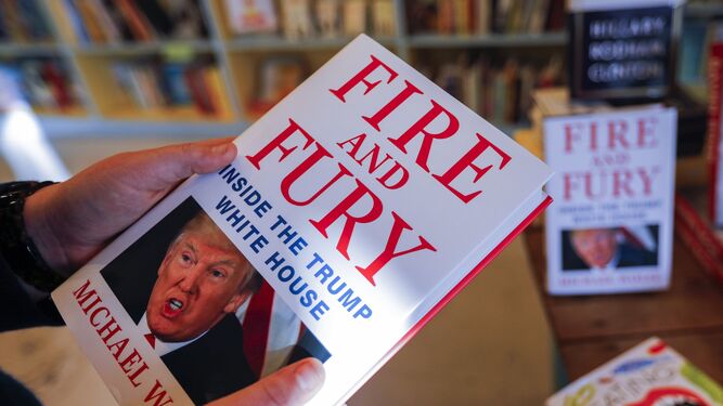 Un ejemplar del libro de Michael Wolff sobre Donald Trump, 'Fuego y Furia'.