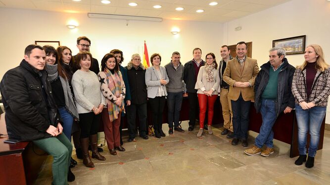 El equipo de delegados se reunió ayer con los alcaldes comarcales.