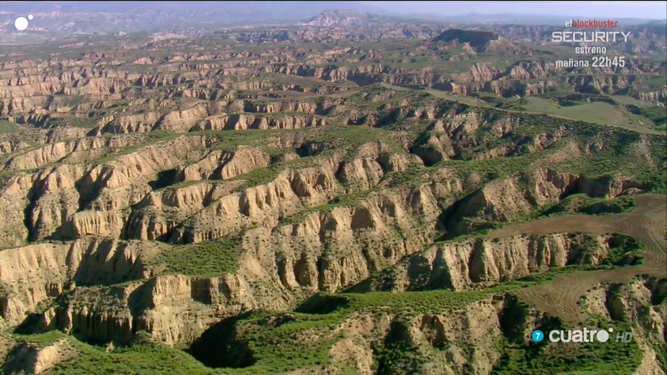 La belleza de las cárcavas que forman parte de la riqueza geológica del Georparque