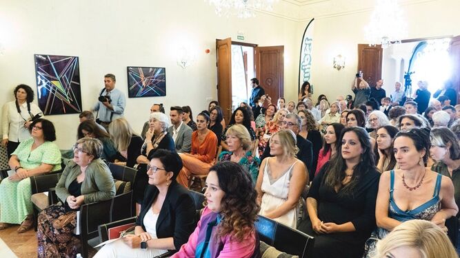Este foro tiene como objetivo visibilizar y potenciar el liderazgo femenino en ambos sectores profesionales estratégicos para Andalucía.