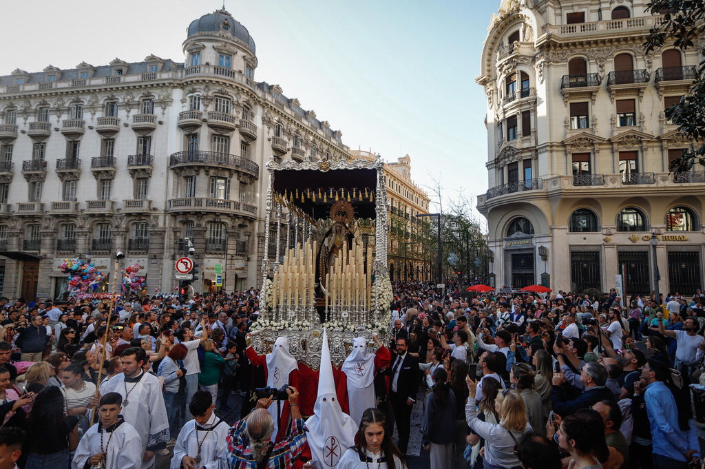 Las mejores fotos del Mi&eacute;rcoles Santo en Granada
