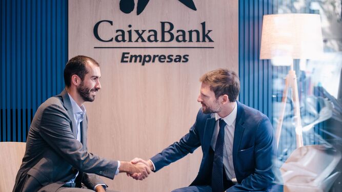 CaixaBank concede casi 3.350 millones a las empresas andaluzas en 2023.