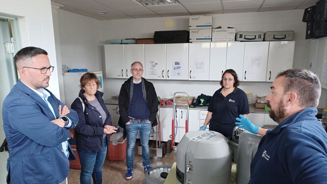 El laboratorio de aguas de la Diputación de Granada renueva la acreditación ENAC