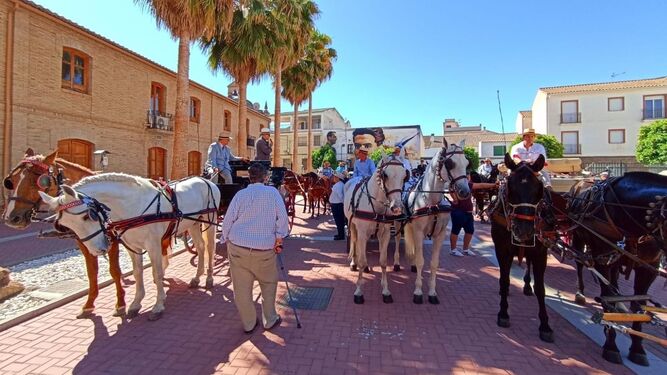 Exposición de carruajes clásicos de caballos en Fuente Vaqueros