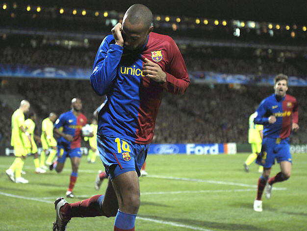 Henry acude al rescate del Barcelona (1-1)