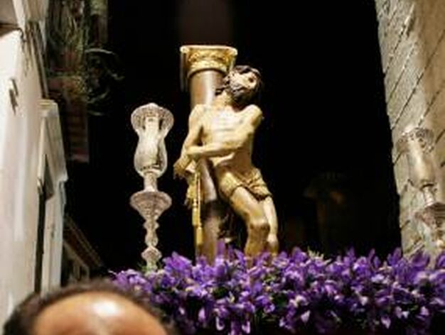 El Cristo de Silo&eacute;, En San Miguel Bajo, donde ya se encuentra tras el V&iacute;a Crucis.

Foto: Miguel Rodriguez