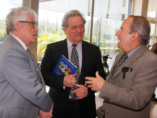 Enrique Cerd&aacute;, Josep Casades&uacute;s y Rafael S&aacute;nchez. 

Foto: V.H/A.P