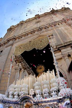 La Borriquilla, el esplendor del Domingo de Ramos en Granada.

Foto: Jesus Ochando