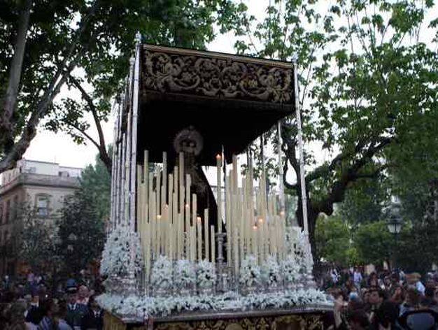La Virgen de Las Tristezas.

Foto: Juan Carlos Mu&ntilde;oz