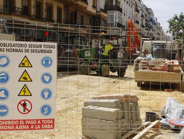 Advertencia de la zona acotada por las obras.

Foto: Victoria Hidalgo