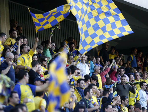 Los amarillos se proclamaron campeones tras empatar con el Cartagena en un partido que pudo terminar con goleada local

Foto: Joaquin Pino