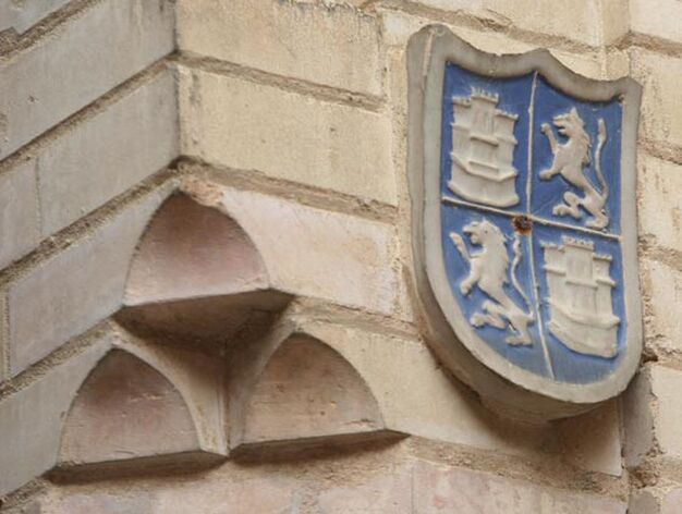 Detalle de escudo en una de las paredes en ladrillo del que fue el Pabell&oacute;n de Arte Antiguo durante la Exposici&oacute;n del 29

Foto: Bel?Vargas