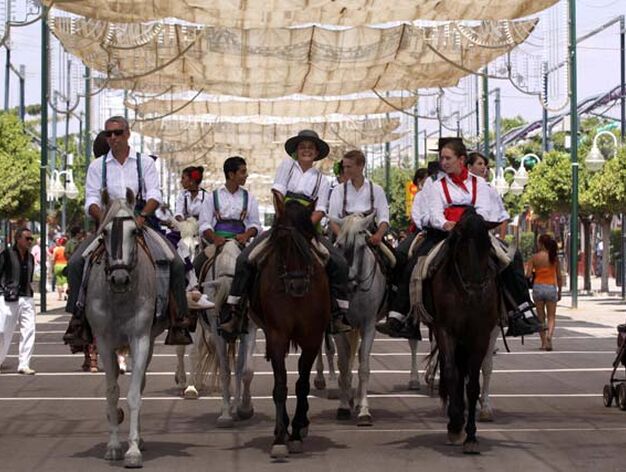 Los caballos fueron protagonistas indiscutibles de la Feria de d&iacute;a en el Real.
FOTO: Migue Fern&aacute;ndez