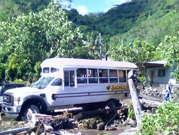 El se&iacute;smo del 7,9 grados de magnitud en la regi&oacute;n del Pac&iacute;fico desat&oacute; un tsunami que ha arrasado aldeas costeras de las islas de Samoa.

Foto: AFP