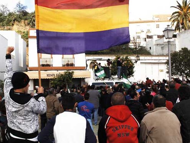 Manifestantes en Arcos

Foto: Aguilar