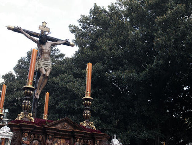 El Sant&iacute;simo Cristo de Burgos a la ca&iacute;da de la tarde.

Foto: Juan Carlos Mu&ntilde;oz