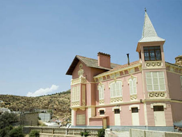 Ayuntamiento de Marchal. Palacio de los Gallardos o Casa Rosa.