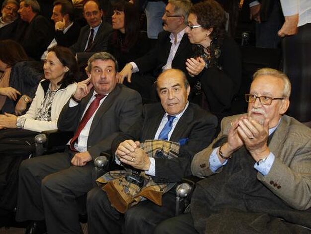 Concha Guti&eacute;rrez, Luis Garc&iacute;a Garrido y Juan Robles.

Foto: Antonio Pizarro