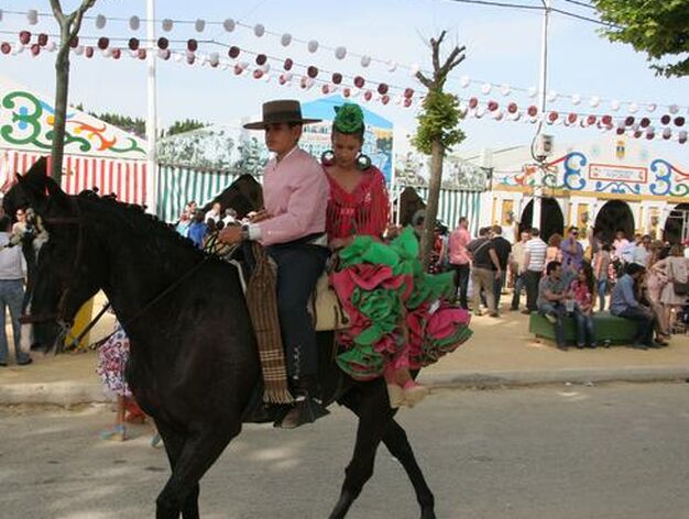 Pocos caballos se vieron ayer por el recinto de Las Banderas. 

Foto: Andres Mora