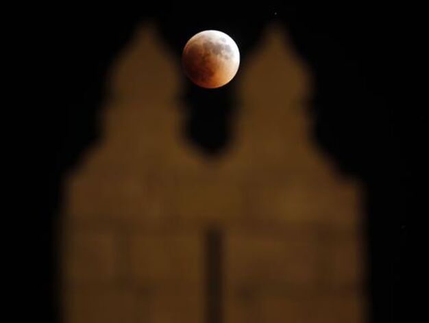 En Damasco, capital de Siria, se pudo vivir tambi&eacute;n el eclipse. 

Foto: Agencias