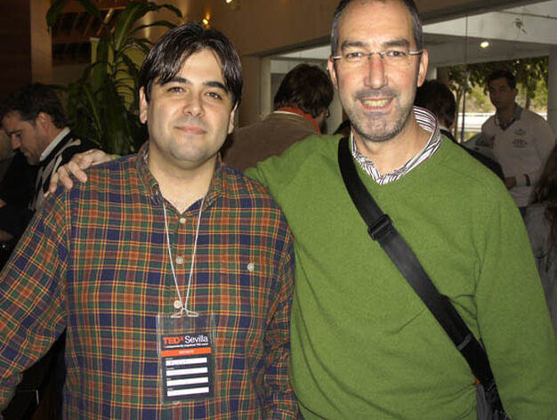 Rafael Poveda (Mecus) y Alejandro S&aacute;nchez (Universidad de Sevilla).

Foto: Victoria Ram&iacute;rez