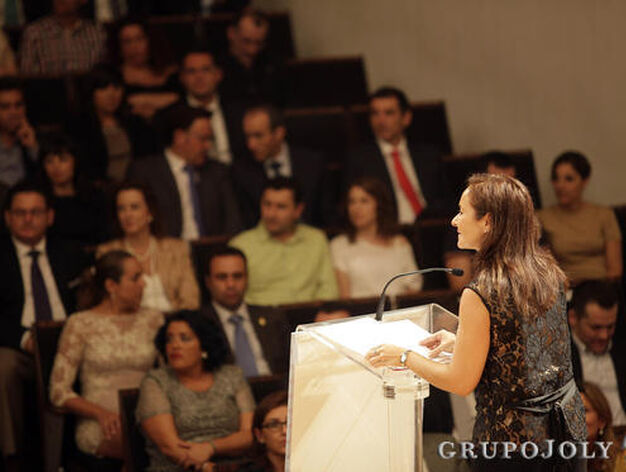 La directora de Granada Hoy, Magdalena Trillo, durante su discurso.

Foto: Pepe Villoslada-Lucia Rivas