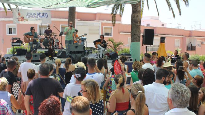 El sevillano Nolasco abrió con éxito la Feria de Día de Motril ayer.