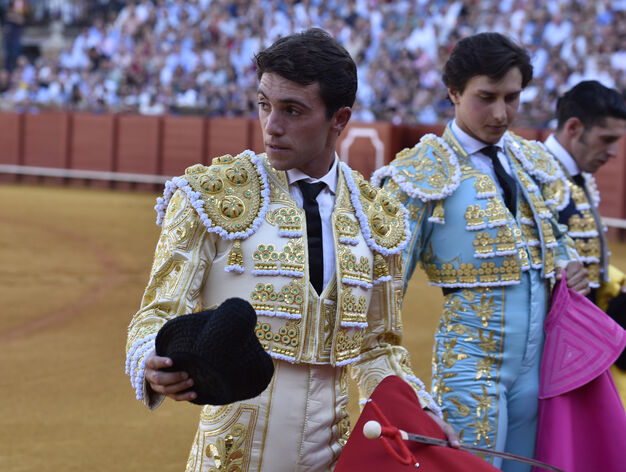La segunda corrida de la Feria de San Miguel, en im&aacute;genes