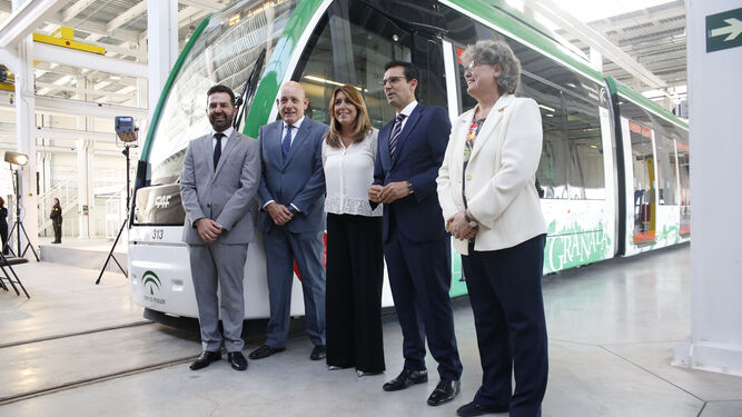 La presidenta de la Junta, con los alcaldes de Maracena, Armilla, Albolote y Granada.